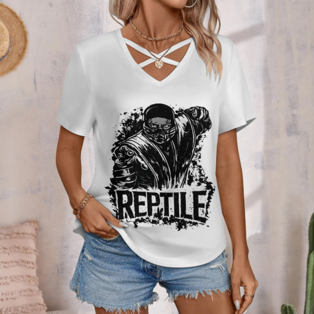 Reptile Fighter Graphic V-Neck T-Shirt – Retro Arcade Inspired Combat Streetwear Tee for Women(z229)
