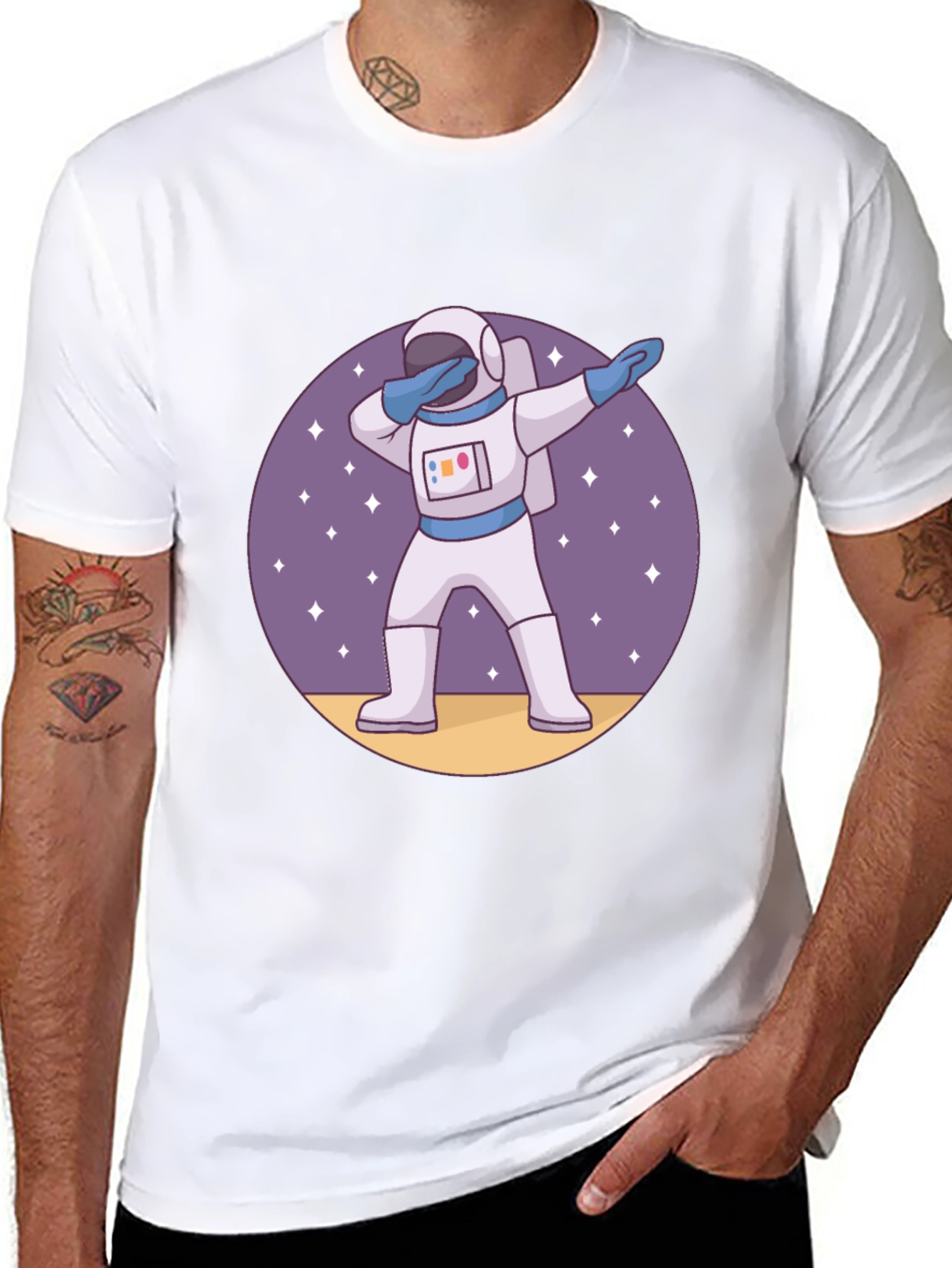Astronaut Dab Graphic Tee