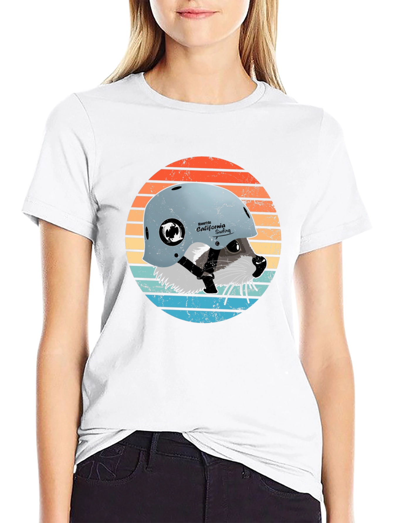 Retro Raccoon T-Shirt - California Surfing