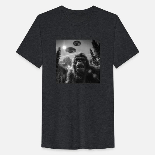 Graphic Bigfoot Sasquatch Selfie