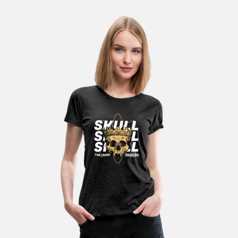 Skull the grown design
