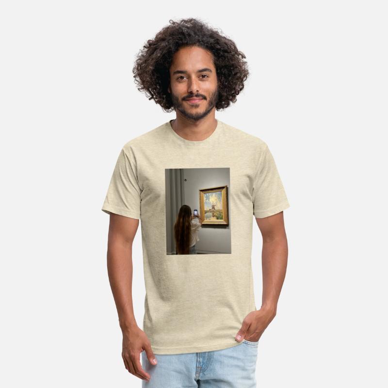 The girl in the museum