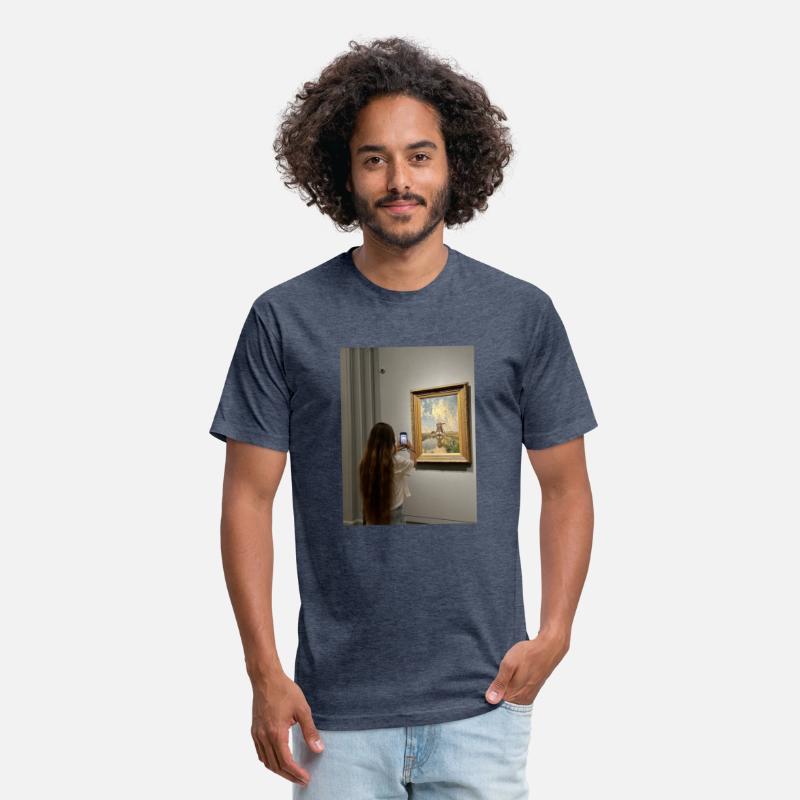 The girl in the museum