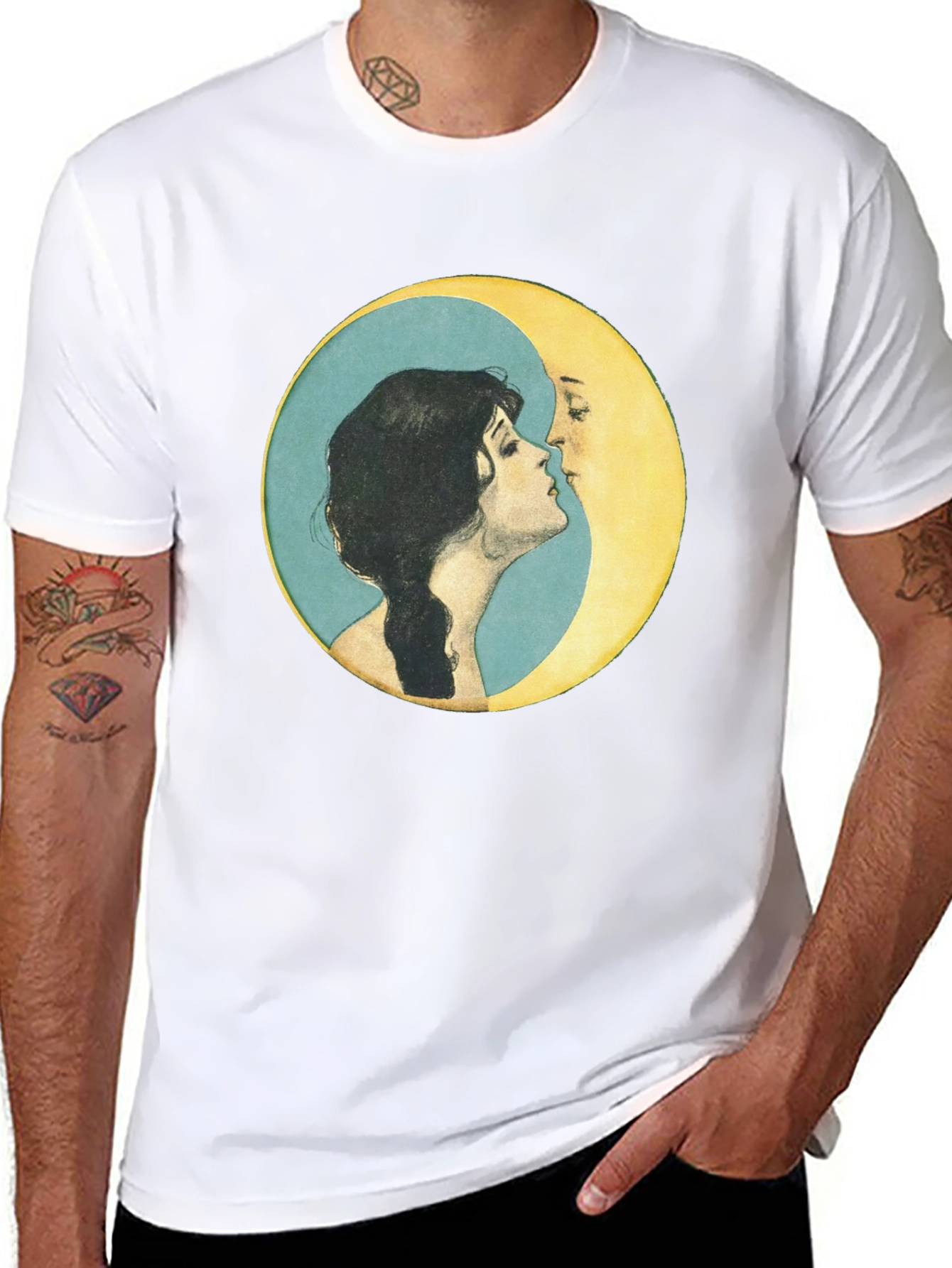 Yin Yang Moon Kiss T-Shirt - Black